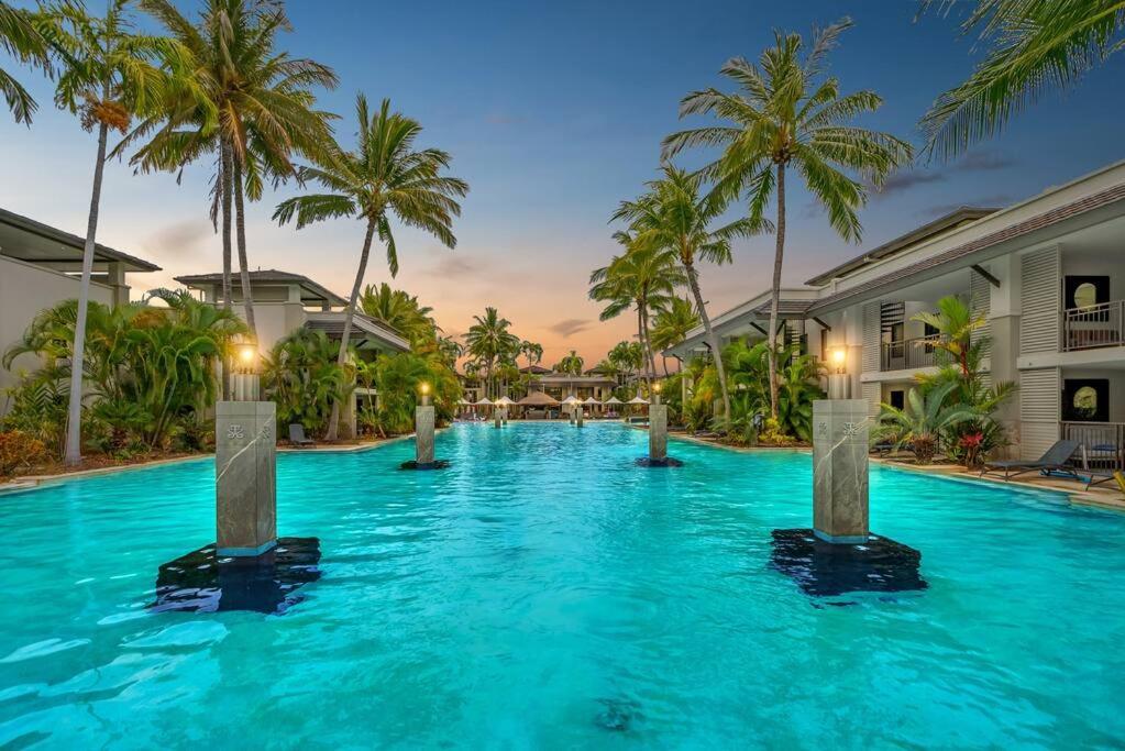 Luxury Port Douglas Beachside 3 Bedroom Sea Temple Apartment With Private Roof Terrace Eksteriør billede