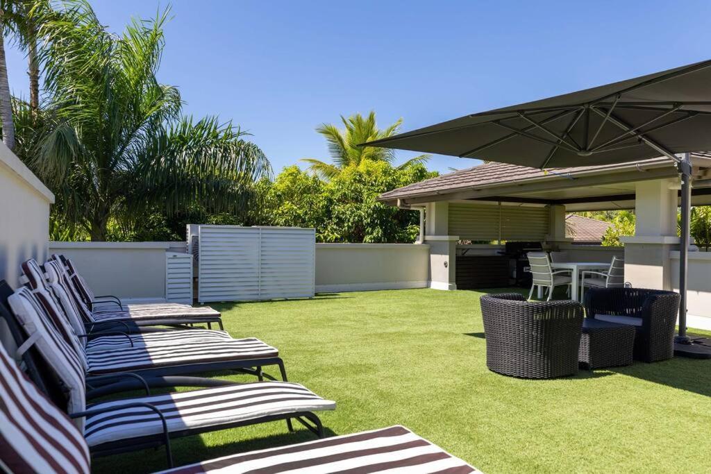 Luxury Port Douglas Beachside 3 Bedroom Sea Temple Apartment With Private Roof Terrace Eksteriør billede